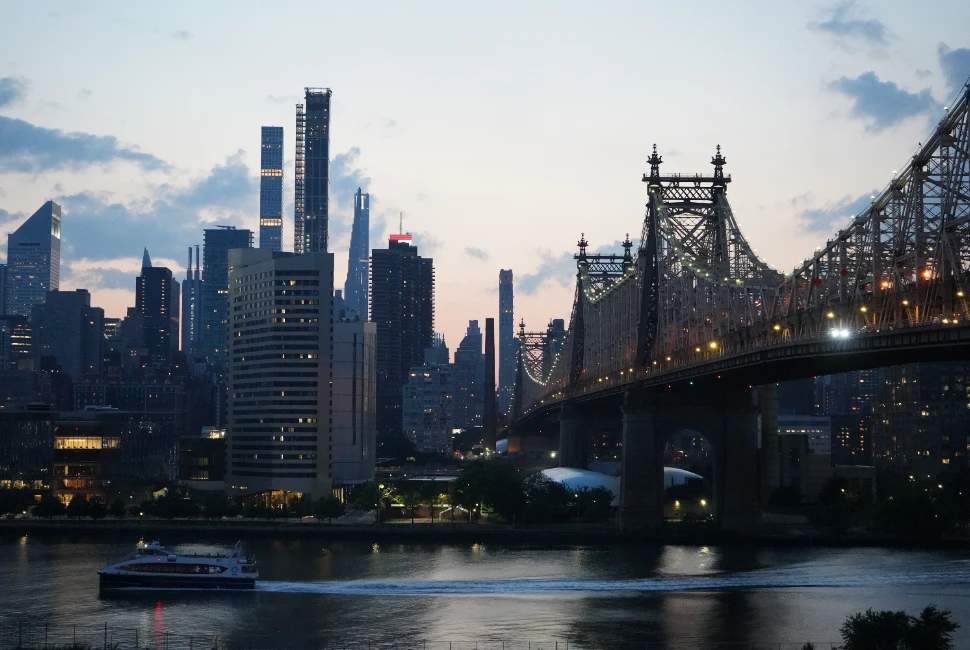 Discovering the Jewel of the East Coast: An Introduction to Queens, NY and its Unique Weather