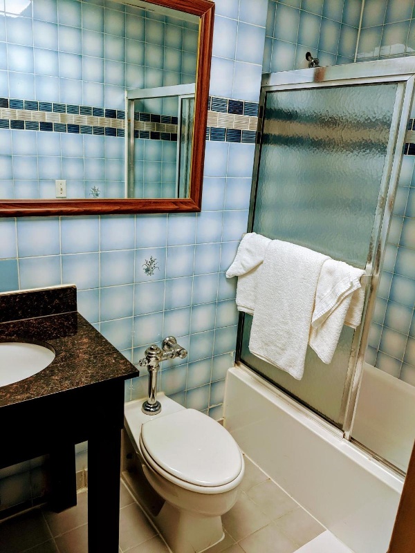 Jets Motor Inn image 10