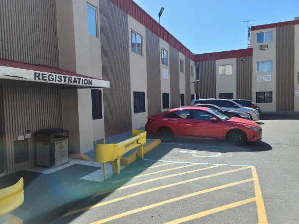 Jets Motor Inn image 17