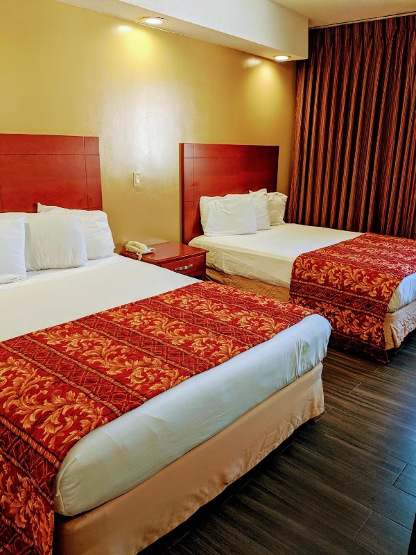 Jets Motor Inn image 3
